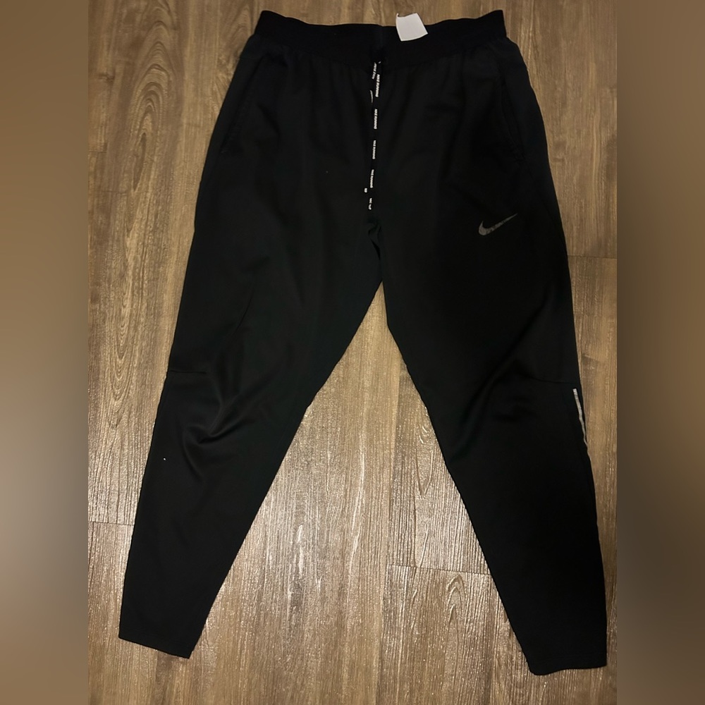 Nike joggers